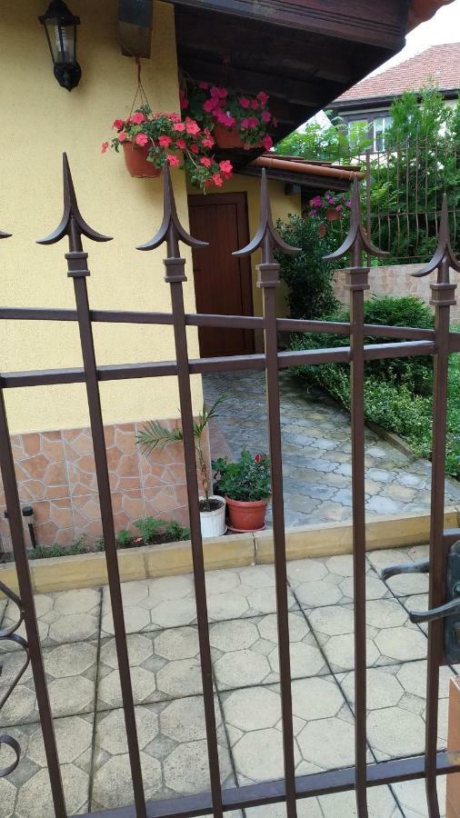 Къща За Гости Фантазия Tryavna Exterior photo